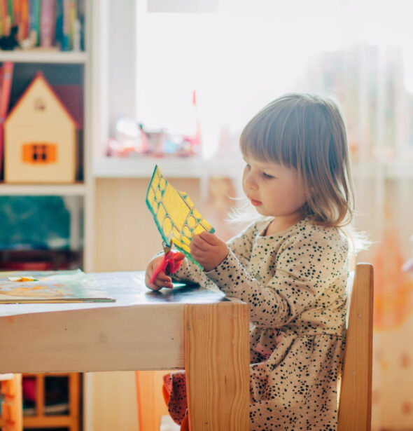 kid-art-course-17 Art Projects for Kids